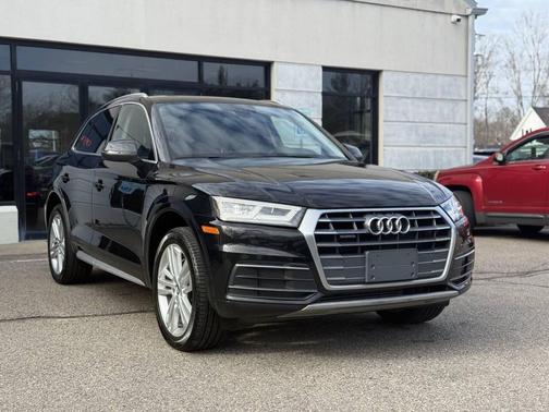 2018 Audi Q5 2.0T Summer of Audi Premium