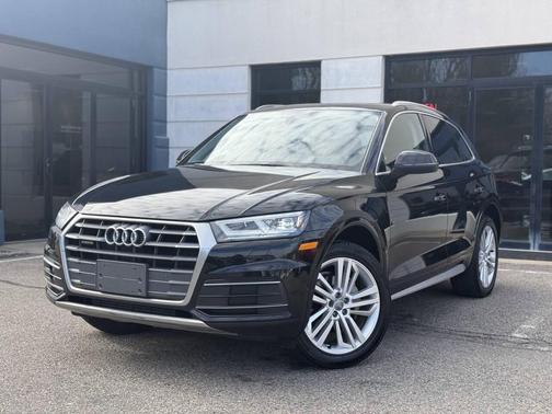 2018 Audi Q5 2.0T Summer of Audi Premium