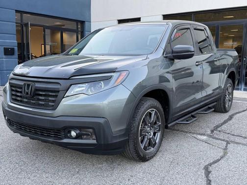 Forest Mist Metallic 2017 Honda Ridgeline RTL