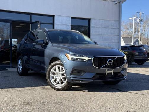 2018 Volvo XC60 T5 Momentum