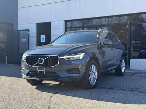 2018 Volvo XC60 T5 Momentum