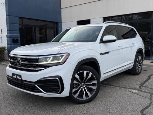 Pure White 2021 Volkswagen Atlas 3.6L SEL
