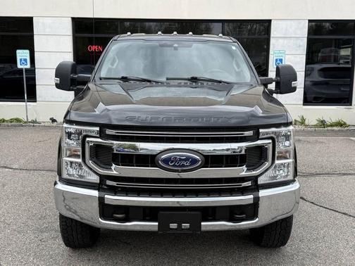 Agate Black Metallic 2020 Ford F-250 XL