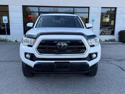 Super White 2019 Toyota Tacoma SR5