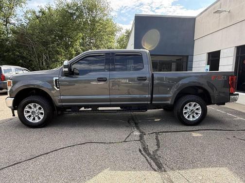 Magnetic Metallic 2020 Ford F-250 XLT