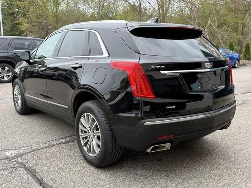 Blue 2018 Cadillac XT5 Luxury