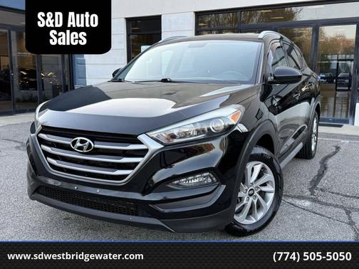 Black Noir Pearl 2017 Hyundai TUCSON SE Plus