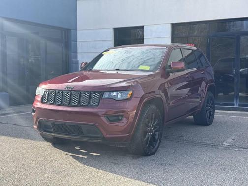 2018 Jeep Grand Cherokee Altitude