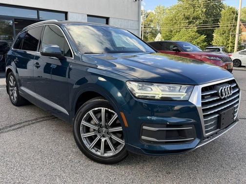 Blue 2018 Audi Q7 2.0T Premium Plus