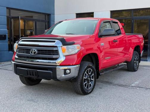 2015 Toyota Tundra SR5