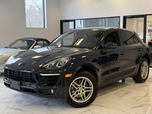 2018 Porsche Macan Base AWD 4dr SUV