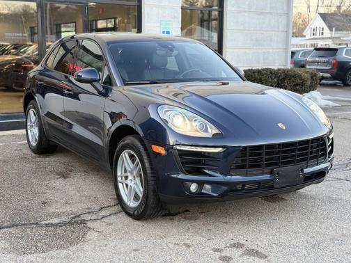 2018 Porsche Macan Base AWD 4dr SUV
