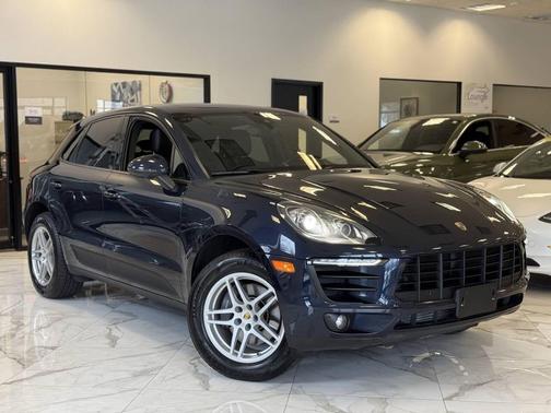 2018 Porsche Macan Base AWD 4dr SUV
