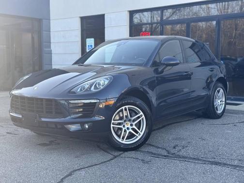2018 Porsche Macan Base AWD 4dr SUV