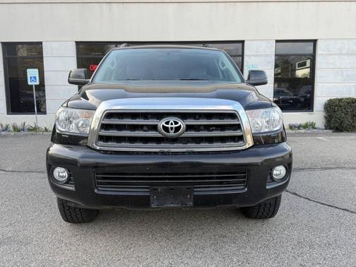 Black 2015 Toyota Sequoia SR5