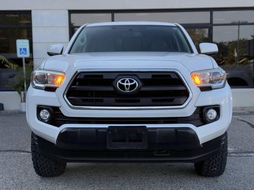 2016 Toyota Tacoma SR5