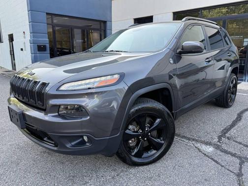 Granite Crystal Metallic Clearcoat 2016 Jeep Cherokee Limited