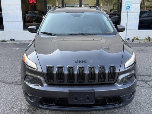 Granite Crystal Metallic Clearcoat 2016 Jeep Cherokee Limited