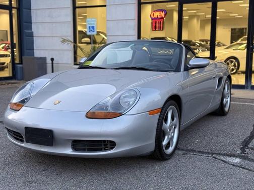 2001 Porsche Boxster Base 2dr Convertible