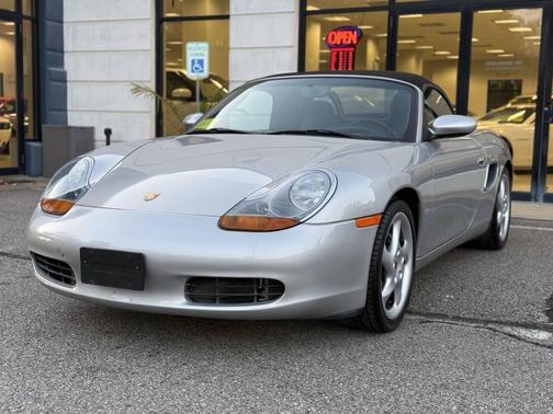2001 Porsche Boxster Base 2dr Convertible