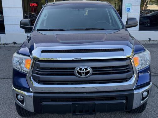 Blue Ribbon Metallic 2015 Toyota Tundra SR5