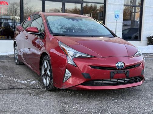 2016 Toyota Prius Four Touring