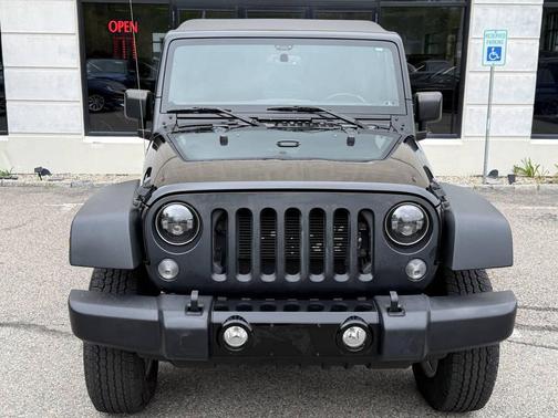 Black Clearcoat 2016 Jeep Wrangler Unlimited Sport