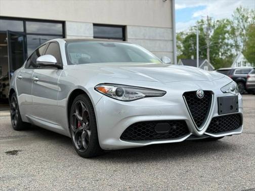 2017 Alfa Romeo Giulia Ti