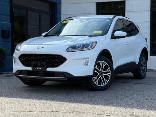 White 2020 Ford Escape SEL