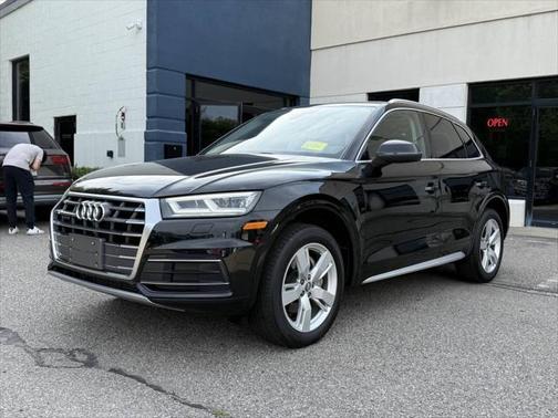 2018 Audi Q5 2.0T Premium Plus