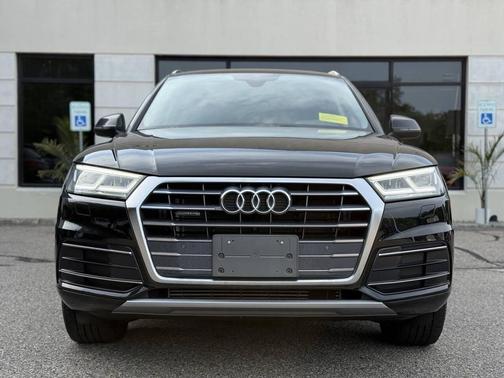 2018 Audi Q5 2.0T Premium Plus