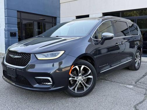 Maximum Steel Metallic Clearcoat 2021 Chrysler Pacifica L