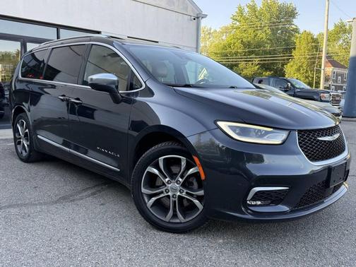 Maximum Steel Metallic Clearcoat 2021 Chrysler Pacifica L
