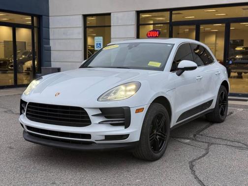 2020 Porsche Macan S
