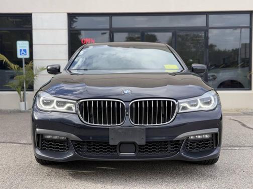 2019 BMW 750 i xDrive