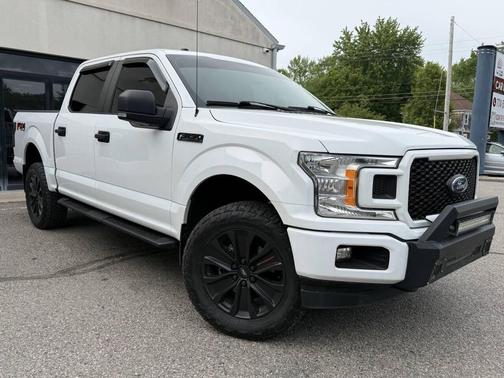 Oxford White 2018 Ford F-150 XL