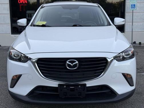 Crystal White Pearl Mica 2017 Mazda CX-3 Touring