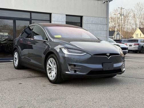 Gray 2017 Tesla Model X 90D