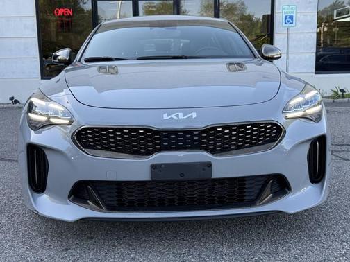 Ceramic Silver 2022 Kia Stinger GT-Line