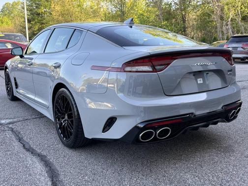Ceramic Silver 2022 Kia Stinger GT-Line