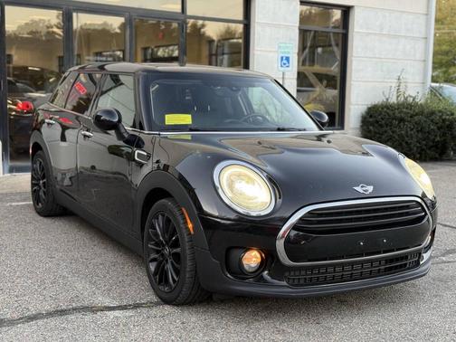 2017 MINI Clubman Cooper