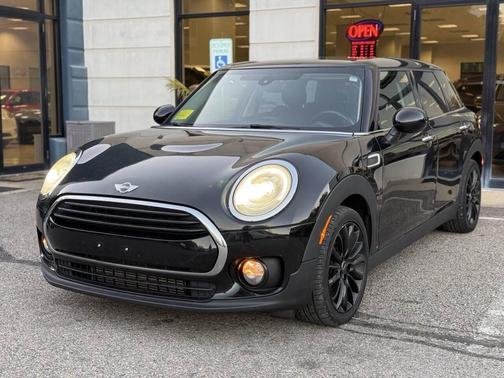 2017 MINI Clubman Cooper