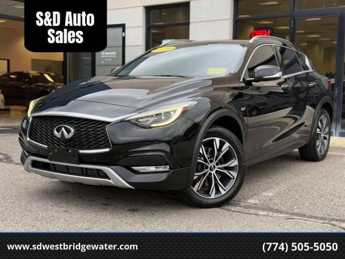 2018 INFINITI QX30 Premium