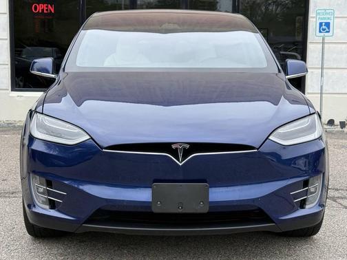 Deep Blue Metallic 2019 Tesla Model X Performance AWD 4dr SUV