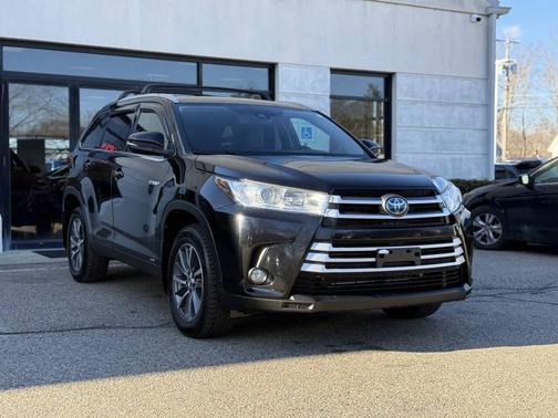 2019 Toyota Highlander Hybrid XLE