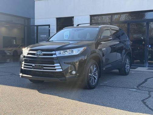 2019 Toyota Highlander Hybrid XLE