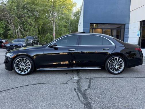 Black 2023 Mercedes-Benz S-Class 4MATIC