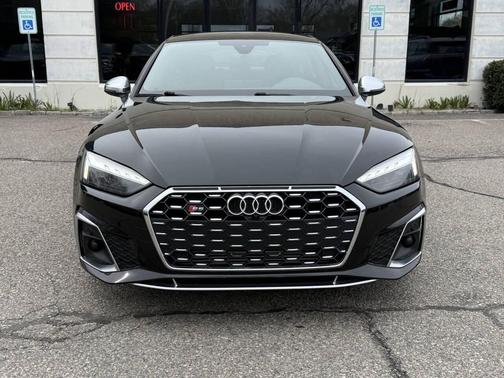 Mythos Black Metallic 2021 Audi S5 3.0T Premium