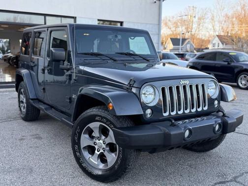 2016 Jeep Wrangler Unlimited Sahara
