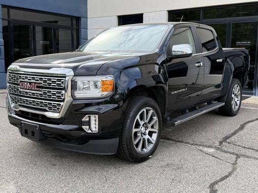 Onyx Black 2021 GMC Canyon Denali